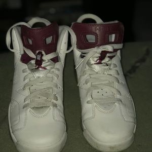 Jordan 6 Maroon